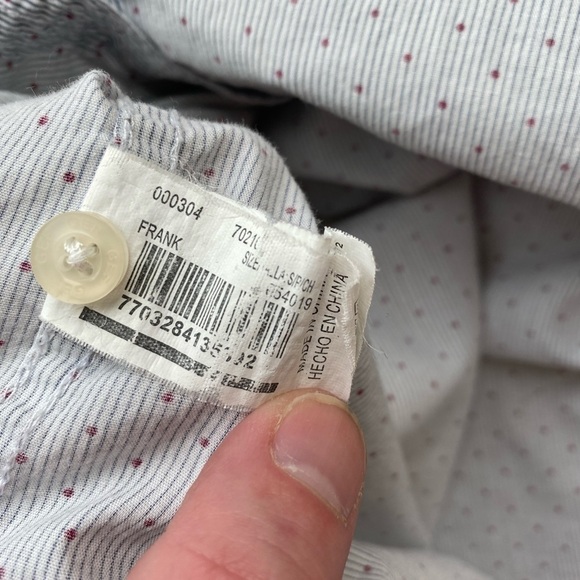 𝅺GEF of France slim fit button down navy and red pattern size small - Picture 4 of 6